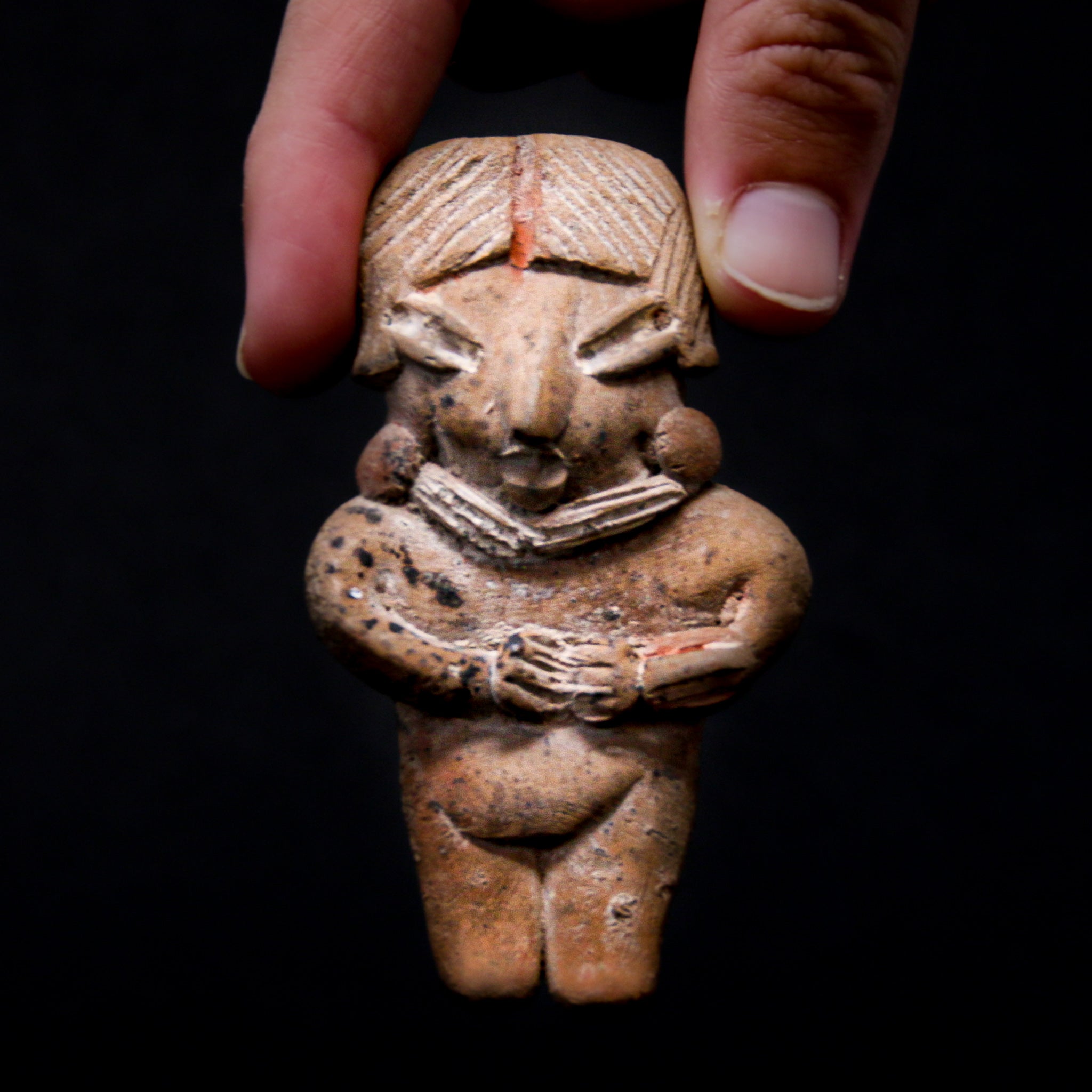A Pre-Columbian Mexican Chupicuaro Pottery Figure | c. 400-100 BC