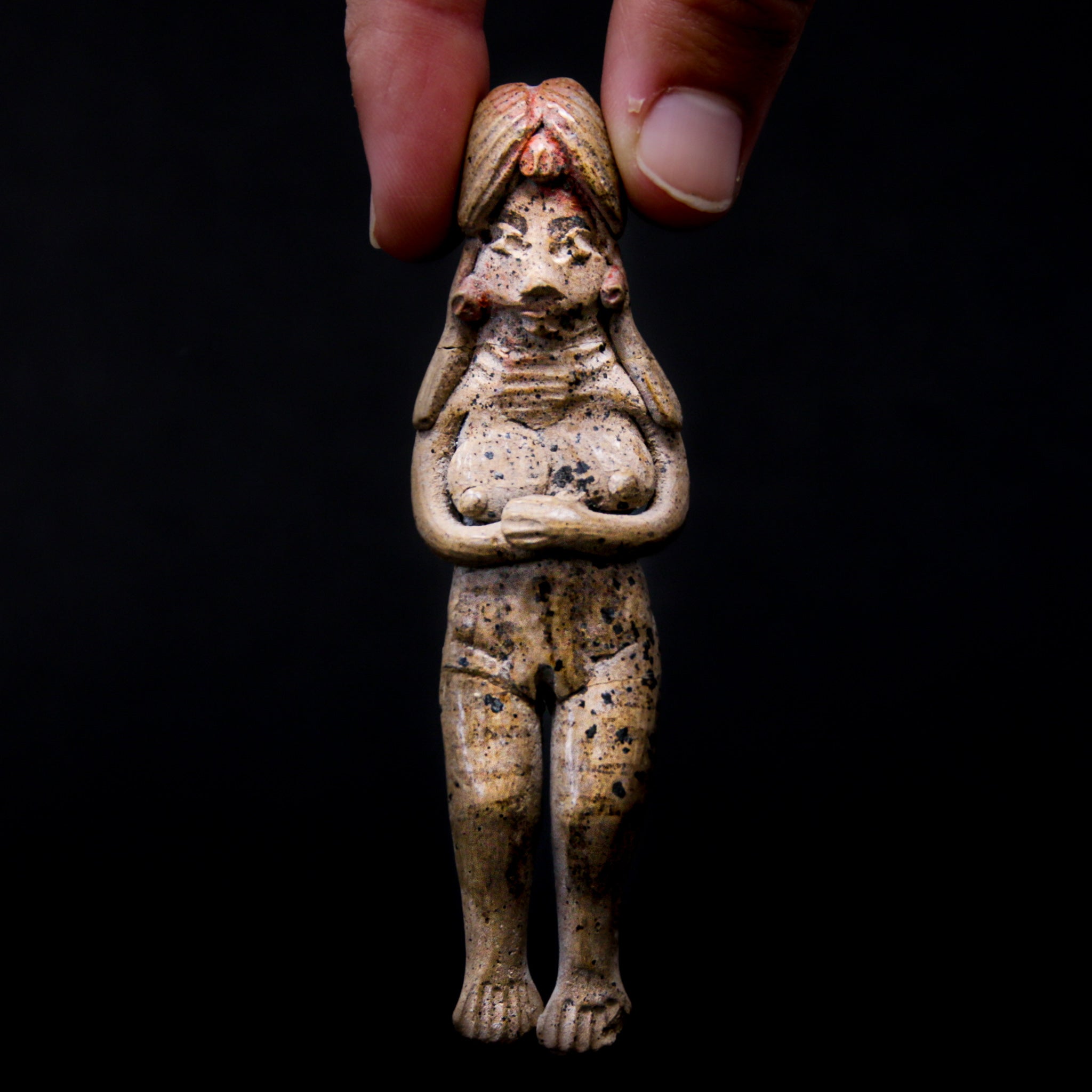 A Pre-Columbian Mexican Chupicuaro Pottery Figure | c. 400-100 BC