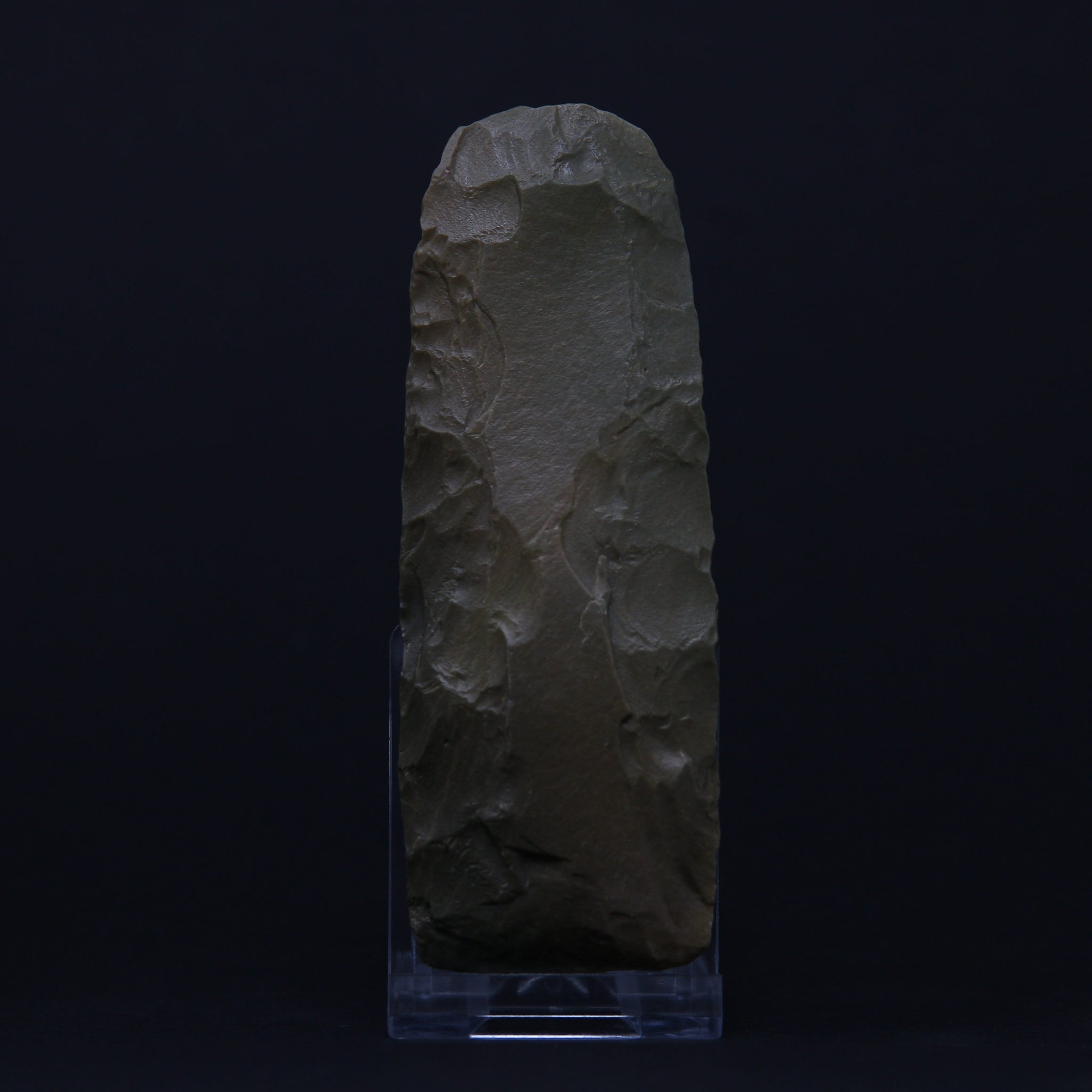 A Neolithic finely worked polished jasper axe |  Tenerean-culture, 7200-4500 BP